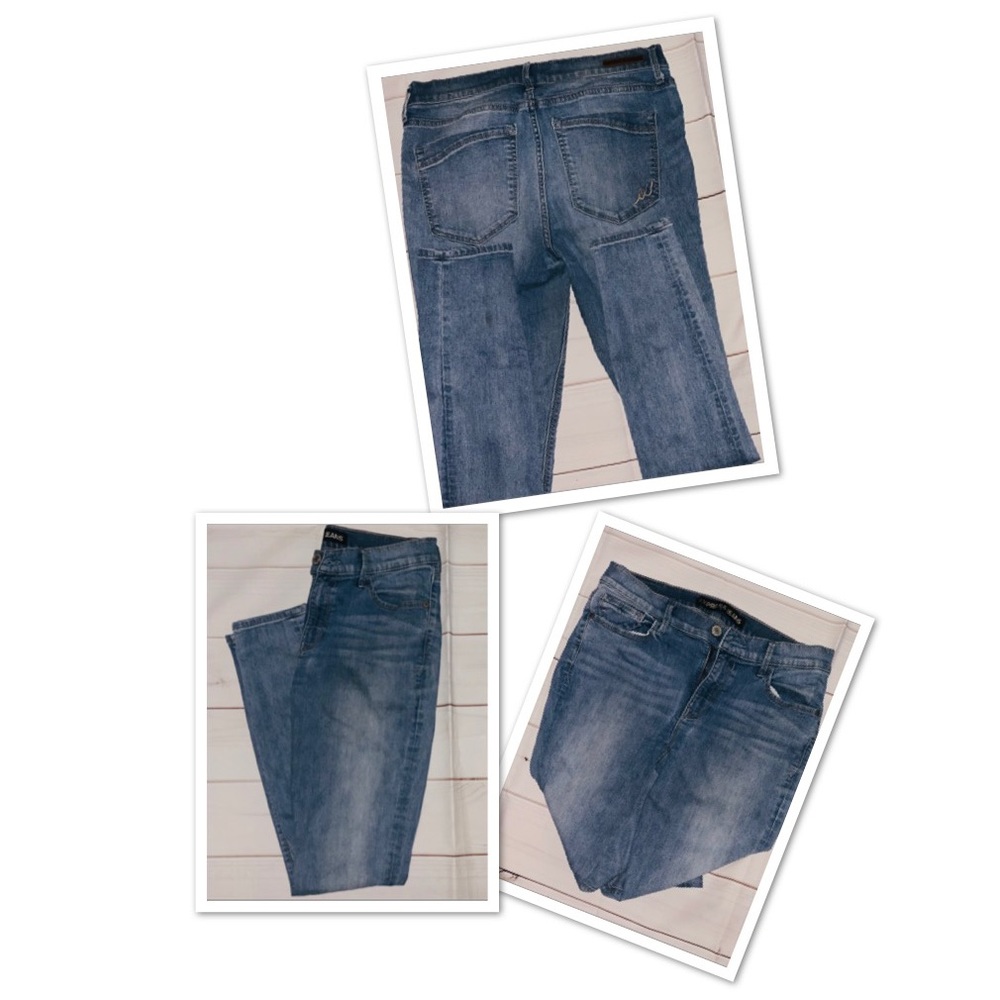 Woman denim jean LIGHTLY WORN!!!